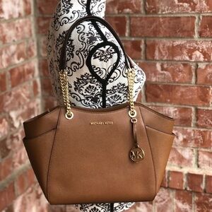 Michael kors jet set chain shoulder bag luggage